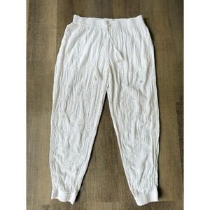 Young Fabulous & Broke White Eyelet Embroidered Pants Women L Boho Beachy Resort